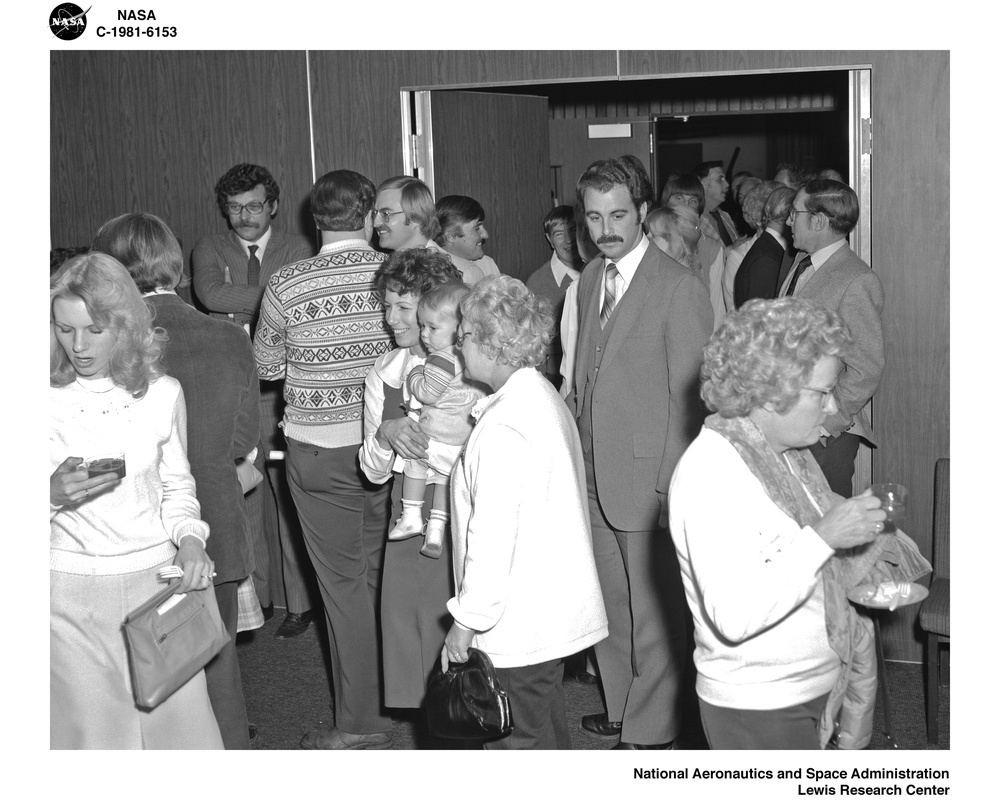 TRADES APPRENTICE GRADUATING CLASS OF 1981