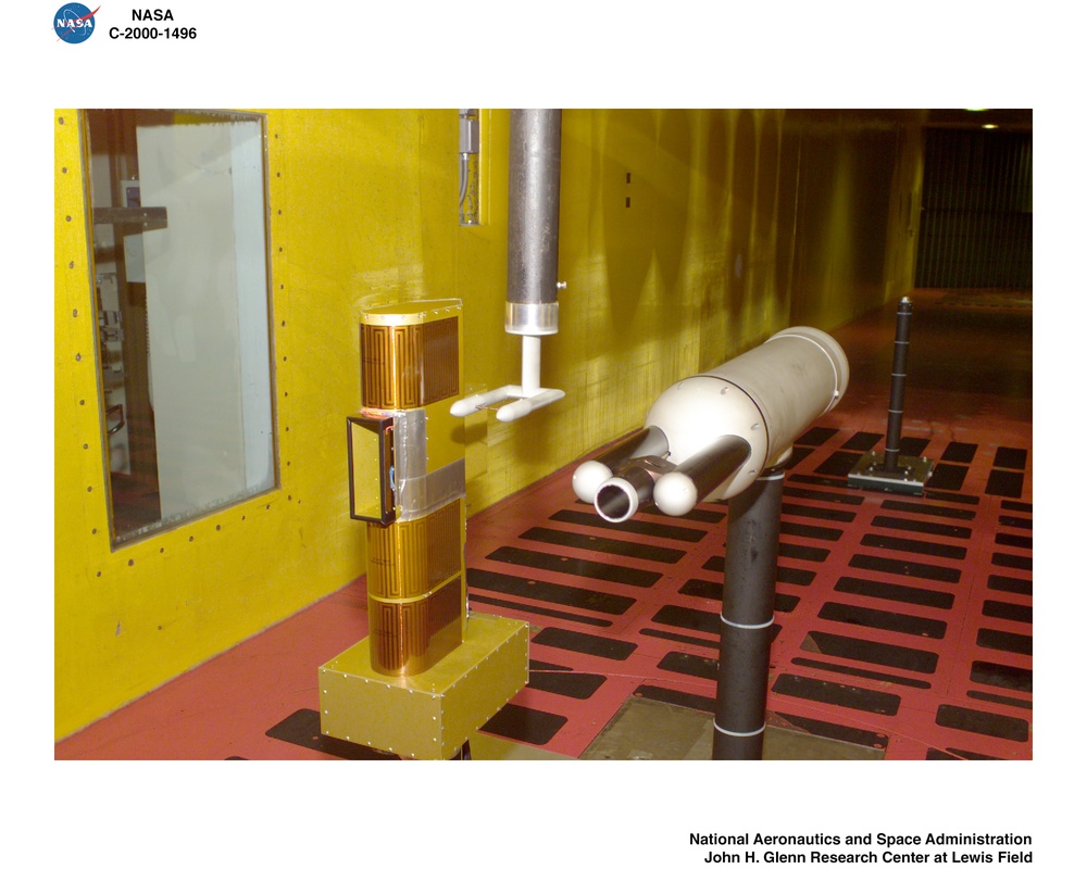 INSTRUMENTATION COMPARISON HARDWARE IN ICING RESEARCH TUNNEL IRT