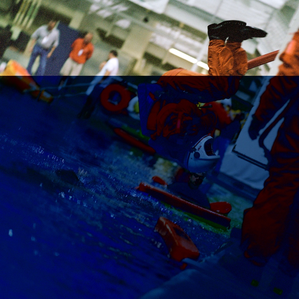 STS-110 coverage in the NBL