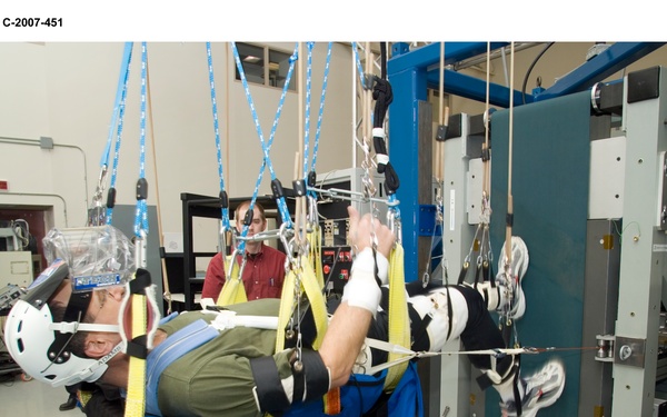 Enhanced Zero gravity Locomotion Simulator (eZLS)