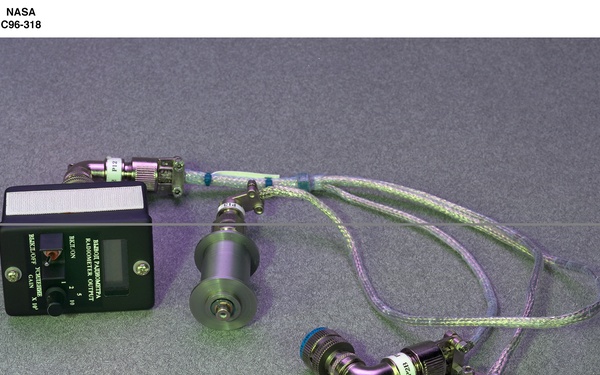 COMBUSTION PARTS BOX FOR THE CANDLE FLAMES IN MICROGRAVITY CFM EXPERIMENT