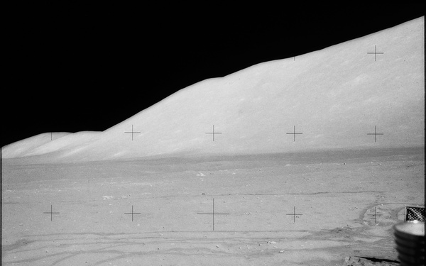 Apollo 17, Sta LM, LM Window Pan, Flag