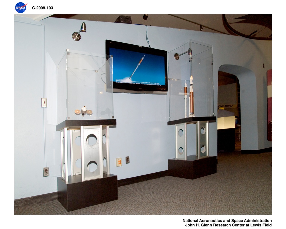 Documentation of the new Constellation displays at the Visitor Center