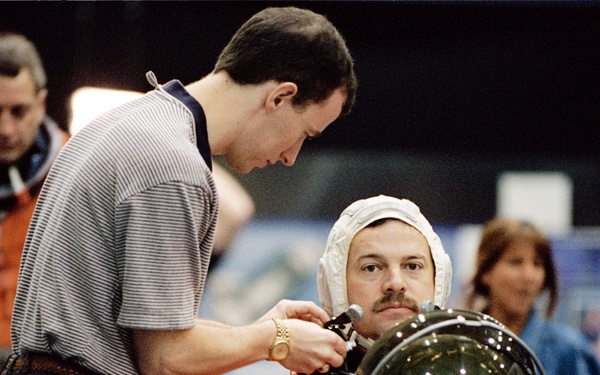 STS-109 Egress training