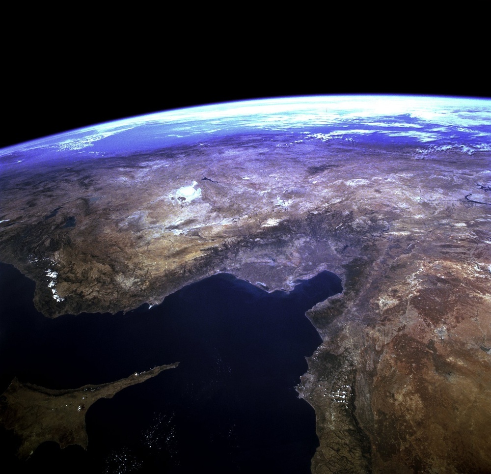 photo-sts073-723-054