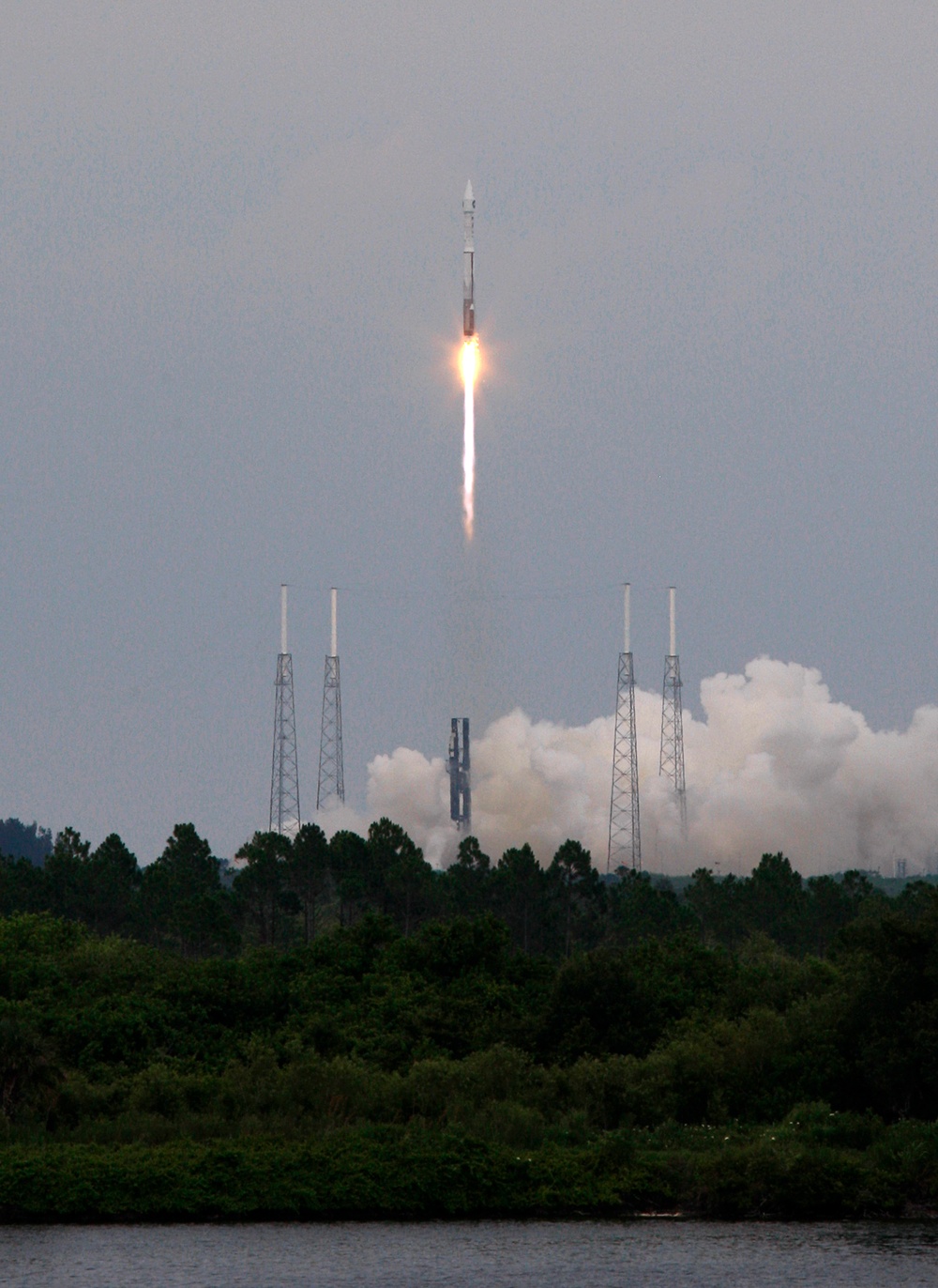 LRO, LCROSS Liftoff on Lunar Journey