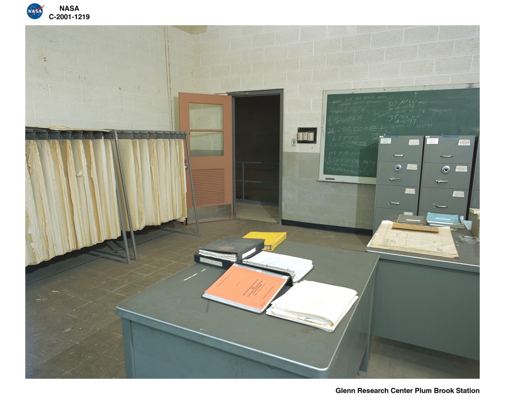 PLUM BROOK REACTOR FACILITY / DRAWING ROOM / 00106 / P2 - N4
