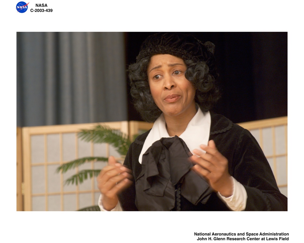 WOMEN IN HISTORY MONTH PROGRAM 2003 SPONSORED BY THE WOMEN'S ADVISORY GROUP - WAG