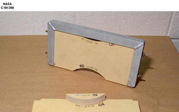 RUB STRIP MATERIAL EVALUATORS USING FAN BLADE TIP SIMULATOR