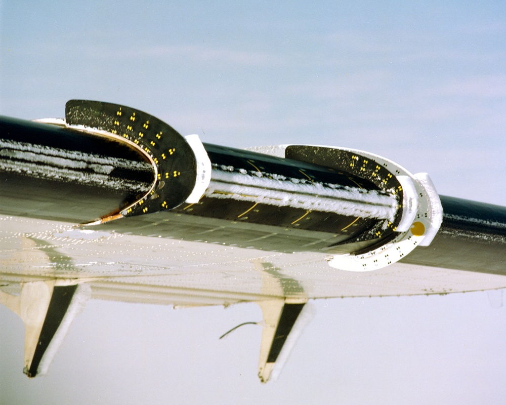 TWIN OTTER WING ICING