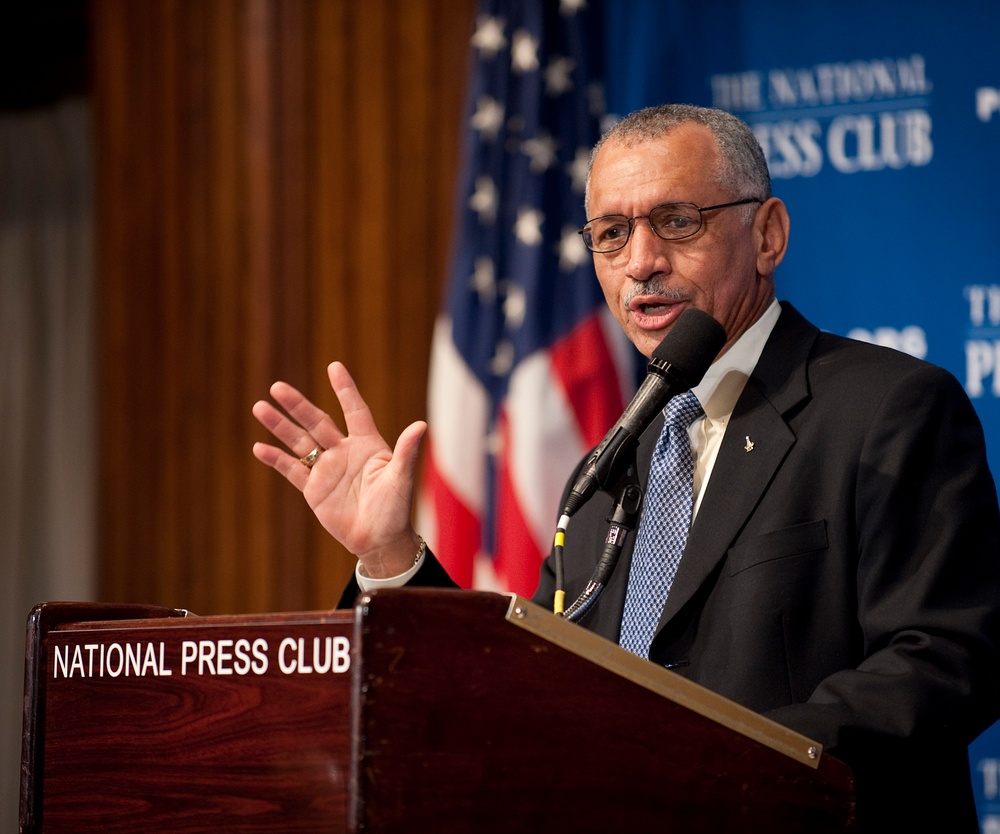 Expedition 22 Soyuz Rollout