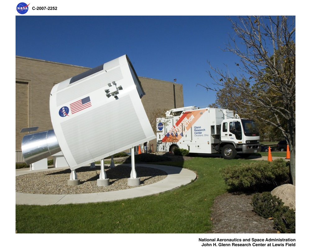 Crew Exploration Vehicle (CEV) Module Model with the Mobile Television Production Van (MTPV)