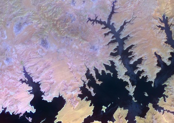 Water Levels in Lake Powell: Image of the Day