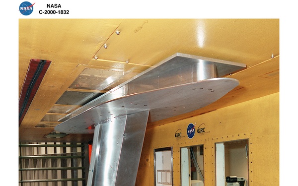 ERJ-170 HAMILTON SUNSTRAND IN THE ICING RESEARCH TUNNEL IRT