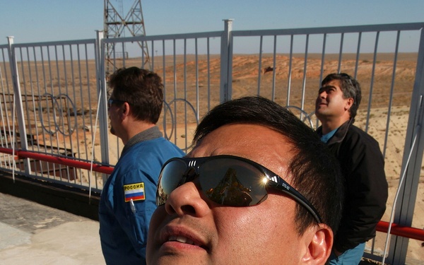 Expedition 10 Preflight