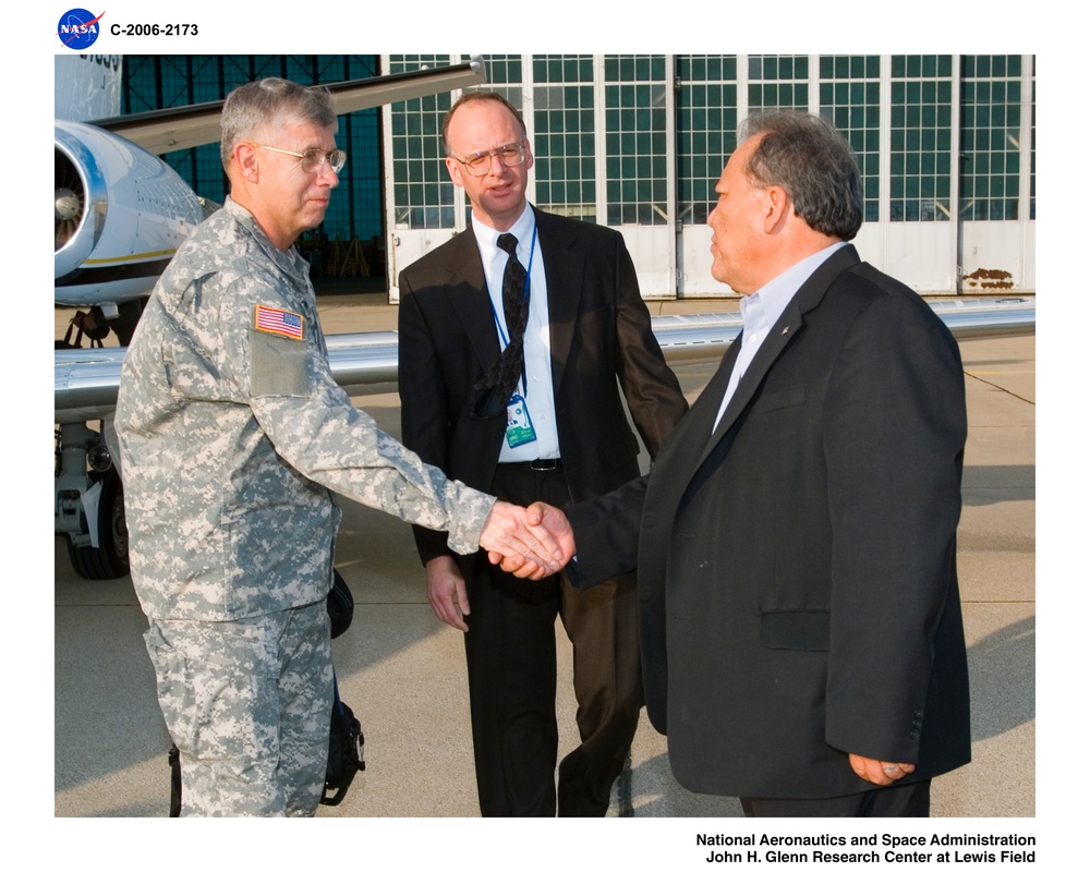 Visit by General Benjamin Griffin, commanding general, U.S. Army Material Command, to Glenn Research Center facilities utilized by Army Research Laboratory