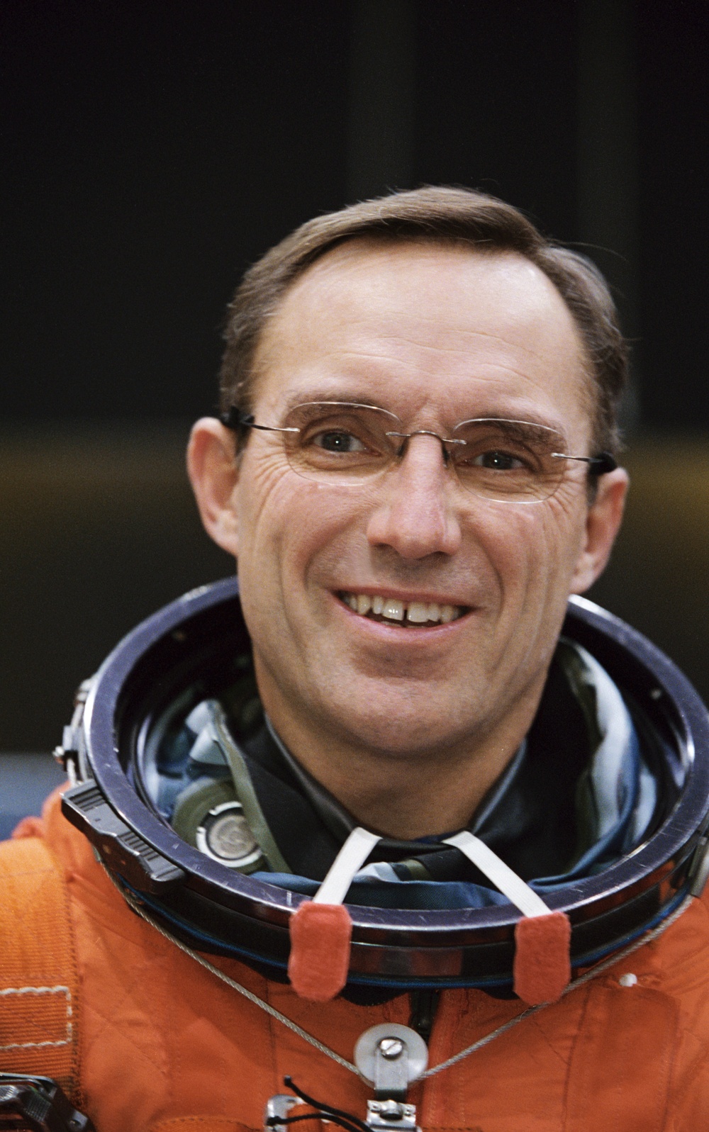 STS-108 and Expedition 4 Preflight Training. Building 9NW