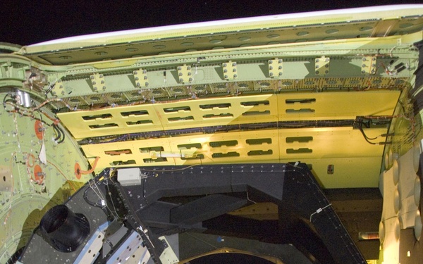 HIPO Photometer Installed on SOFIA Telescope