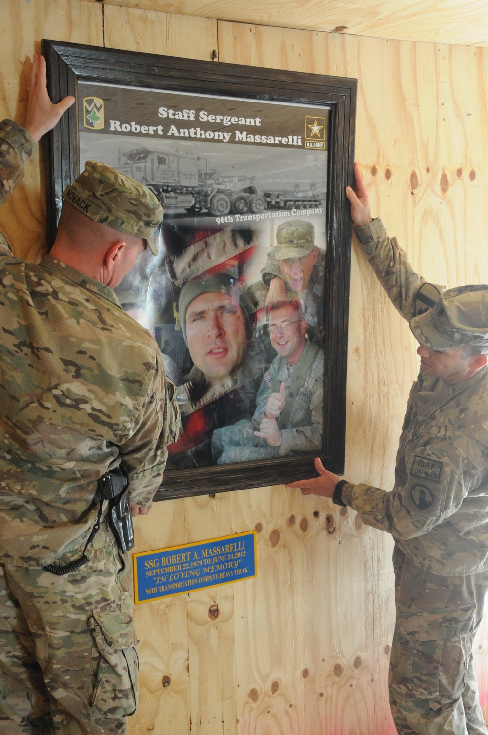 Fallen Ssoldiers join Hall of Heroes at Camp Leatherneck