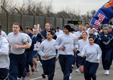 Team Mildenhall keeps ‘fit to fight’