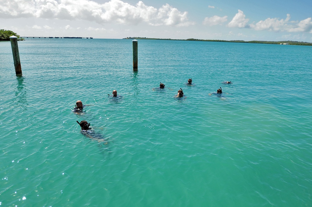 Army divers take to the sea