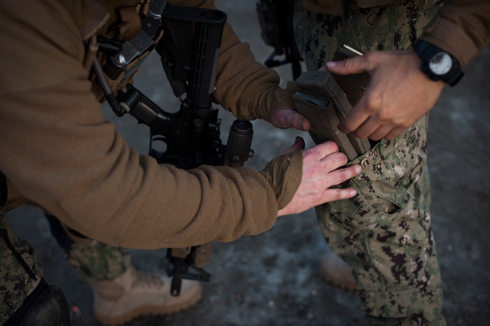 Tactical Firearms Training Team / Quickshot Winter 2013