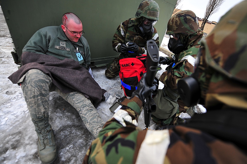 Osan airmen respond to simulated attacks during BB 12-03