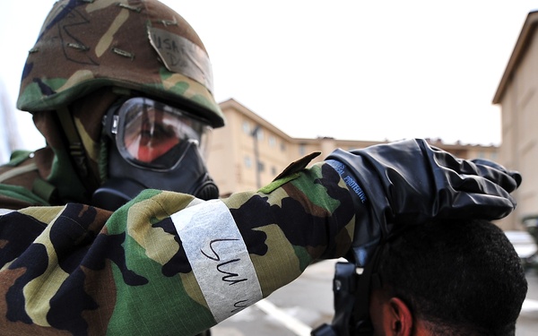 Osan airmen respond to simulated attacks during BB 12-03