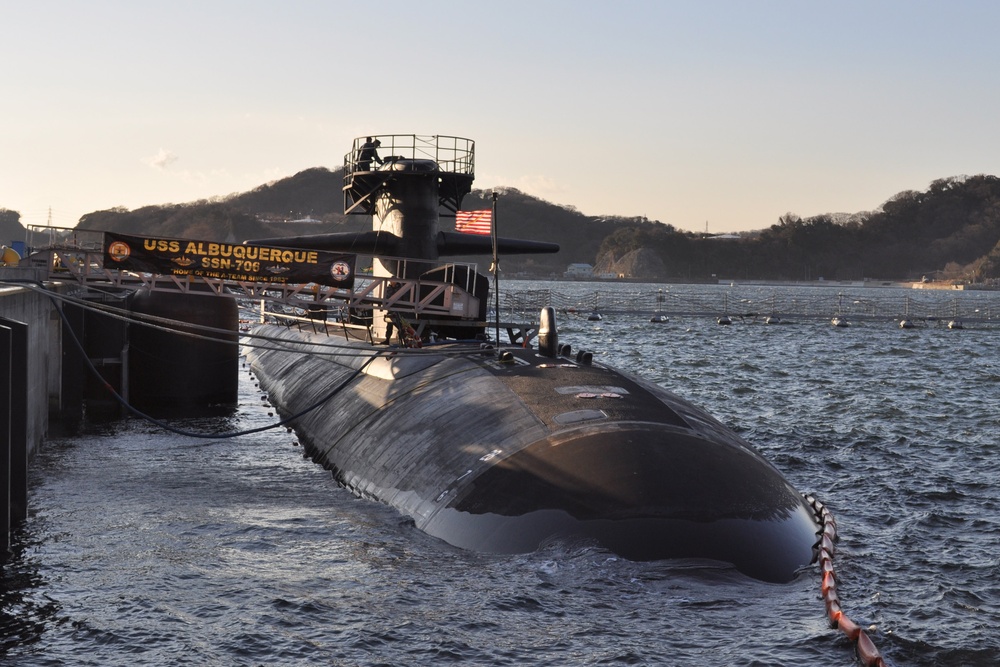 USS Albuquerque in Yokosuka