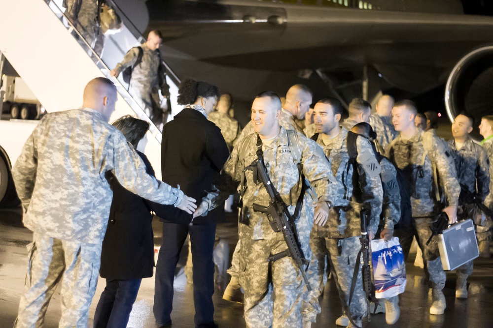 Sledgehammer Ssldiers receive special Valentine’s Day gift