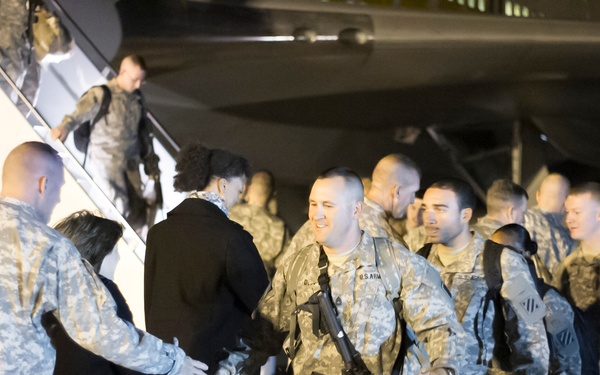 Sledgehammer Ssldiers receive special Valentine’s Day gift