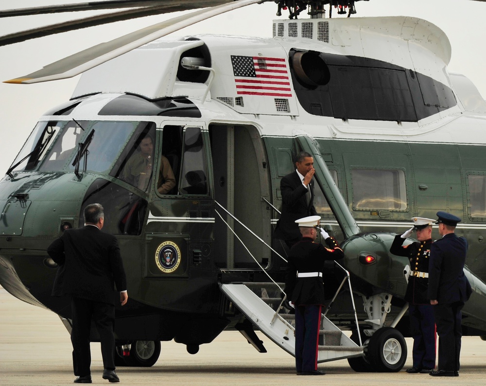 Joint Base Andrews 89th Airlift Wing supports presidential departure