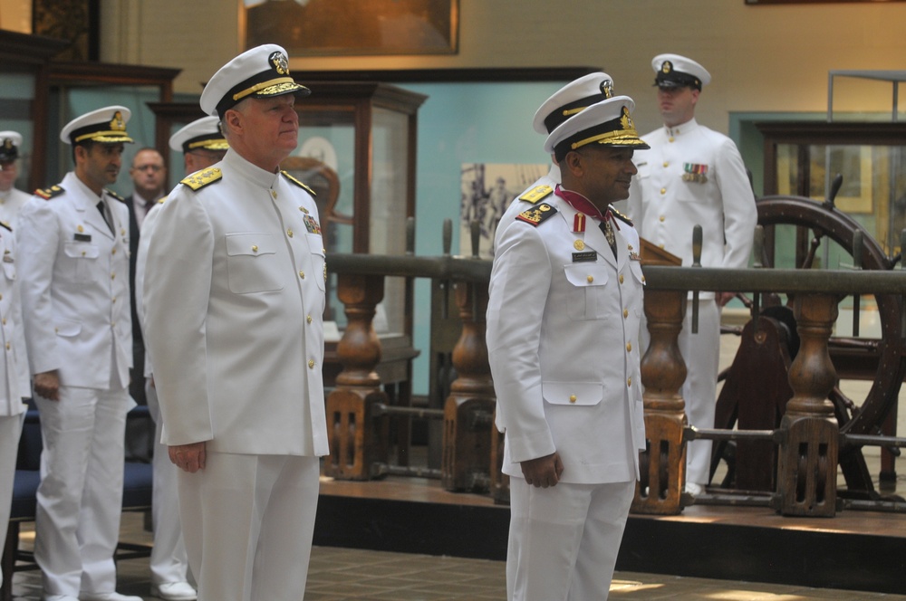 CNO meets with United Arab Emirates navy commander