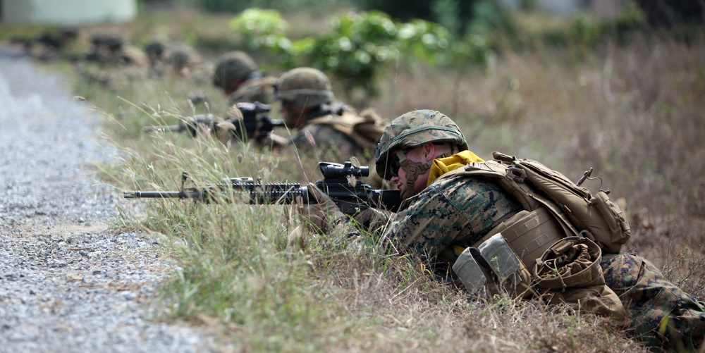Combined Thai, US forces hit beach in amphibious assault
