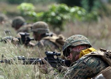 Combined Thai, US forces hit beach in amphibious assault