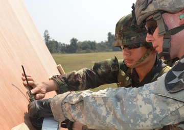 Thai, US Army get explosive in field training