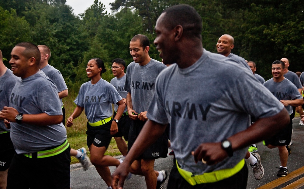 114th Signal Battalion run