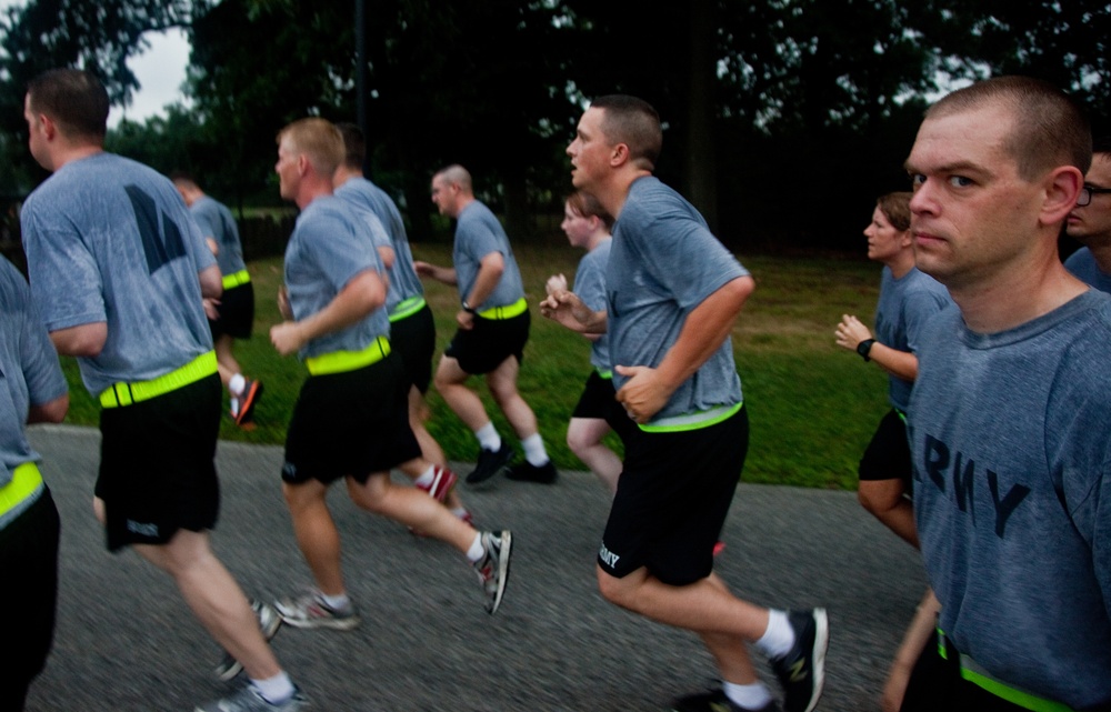 114th Signal Battalion run