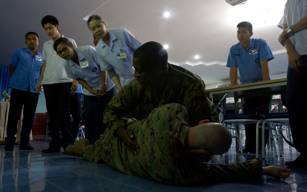 Combined Thai, US training in tactical combat casualty care