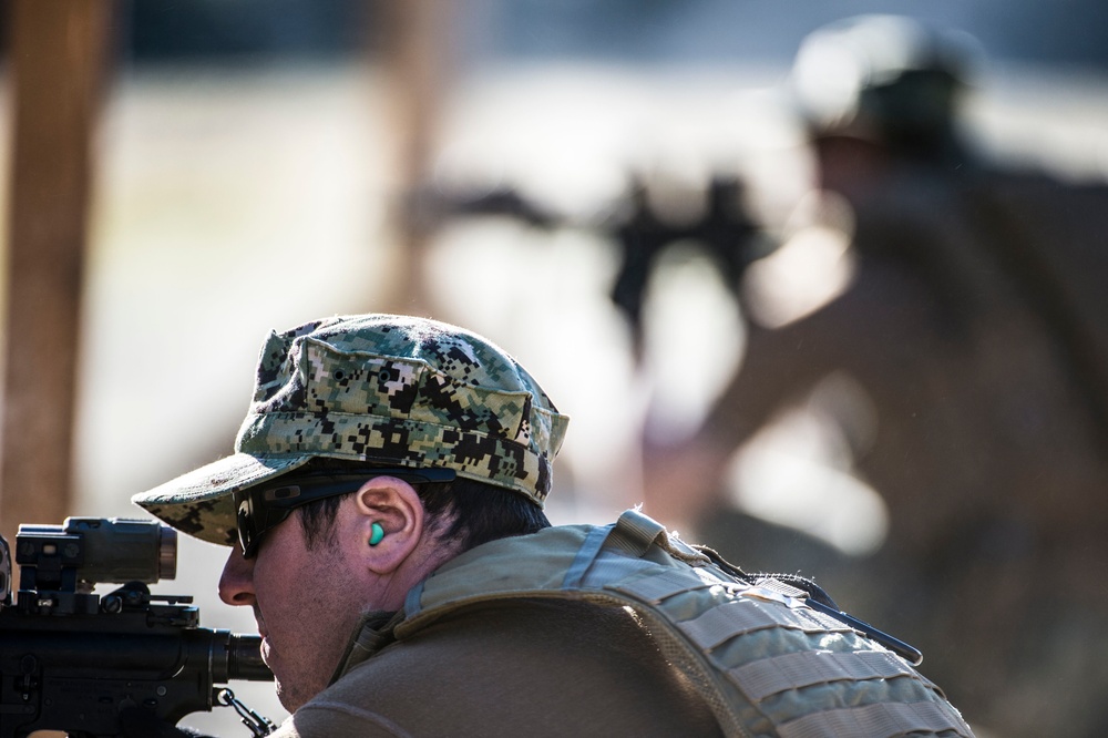 Fleet Combat Camera Pacific / Winter Quick Shot 2013