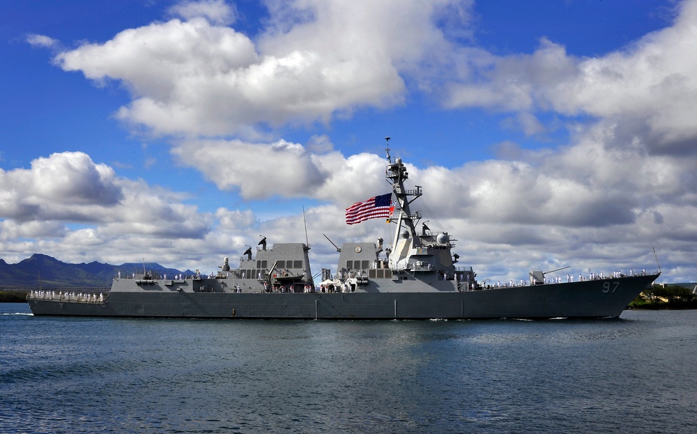 USS Halsey arrives at Joint Base Pearl Harbor-Hickam