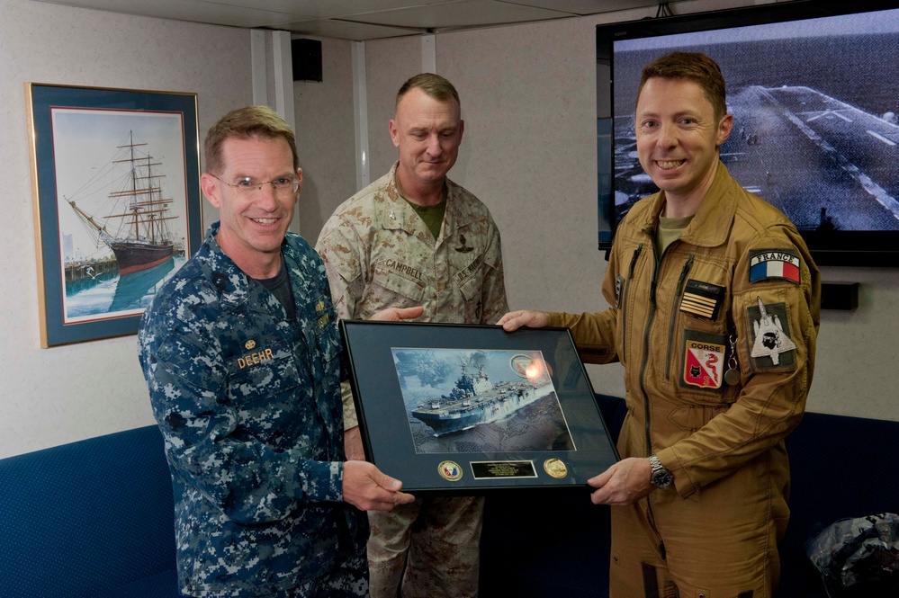 French colonel visits USS Peleliu