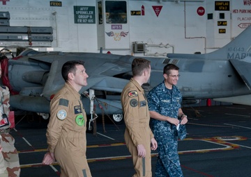French colonel visits USS Peleliu