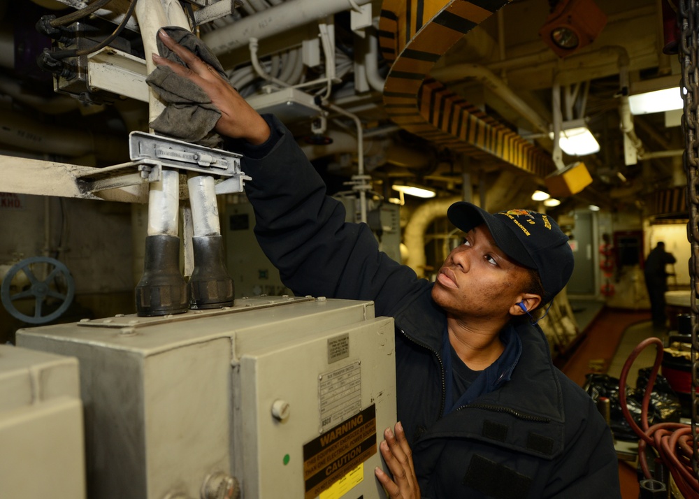 USS Mesa Verde operations