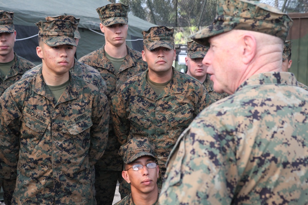 III MEF CG motivates US Marines