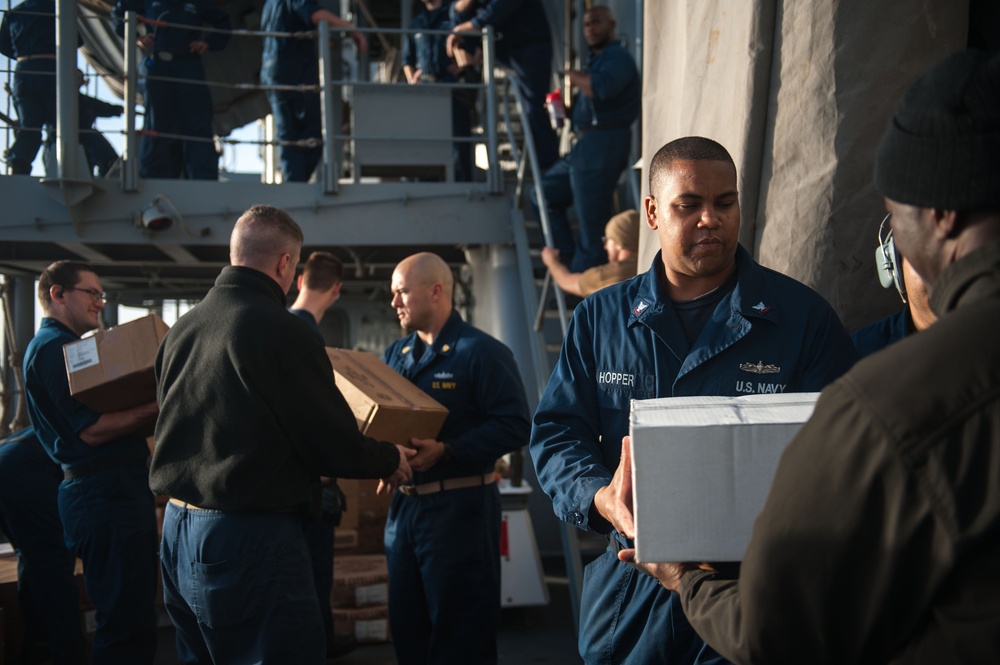 USS Mobile Bay replenishment