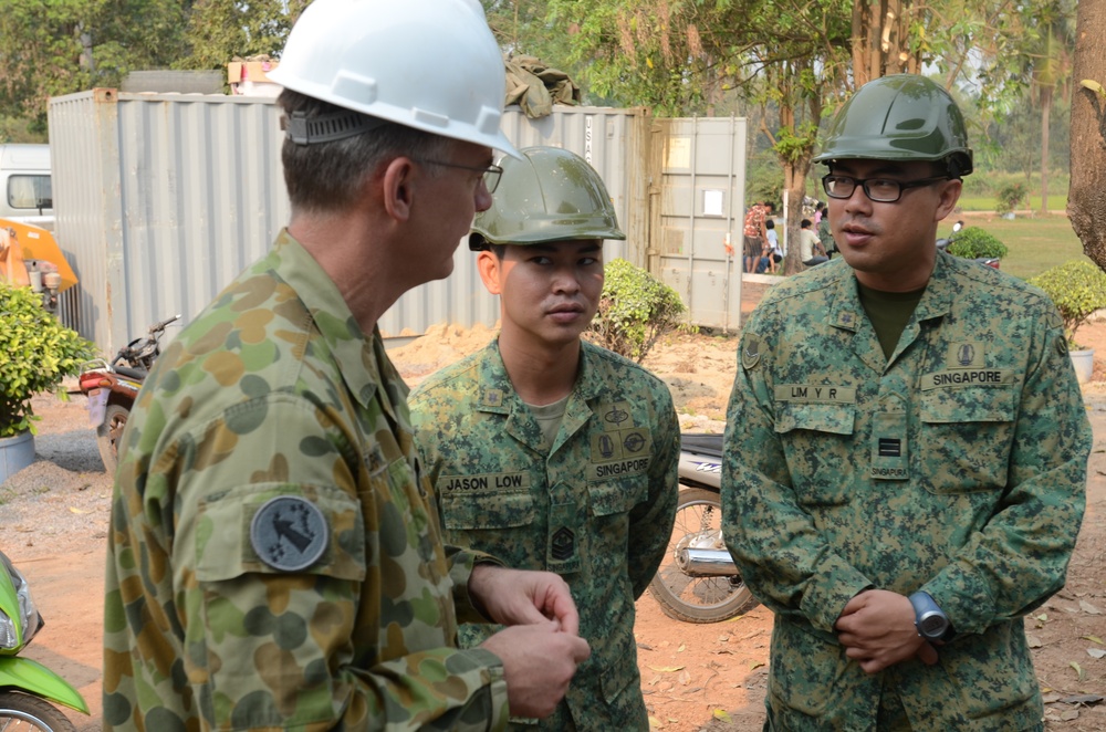 Senior US, Australian military officials visit engineering project