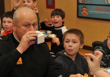 Arcadia fifth-grader invites special guest for lunch