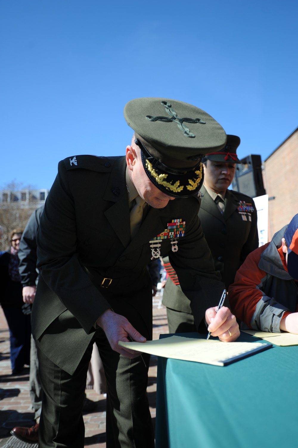 Representatives sign Armed Forces Community Covenant