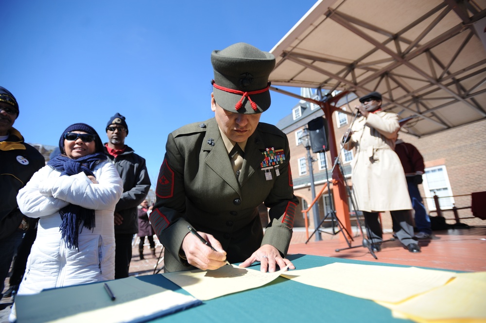 Representatives sign Armed Forces Community Covenant